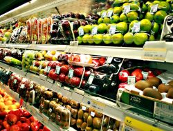 Nekat! Oknum di Kemendag Diduga Palak Para Importir Buah yang Urus Persetujuan Impor